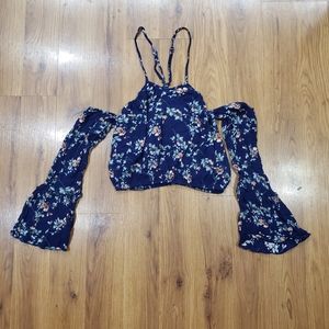 Floral InTu open-shoulder cropped blouse